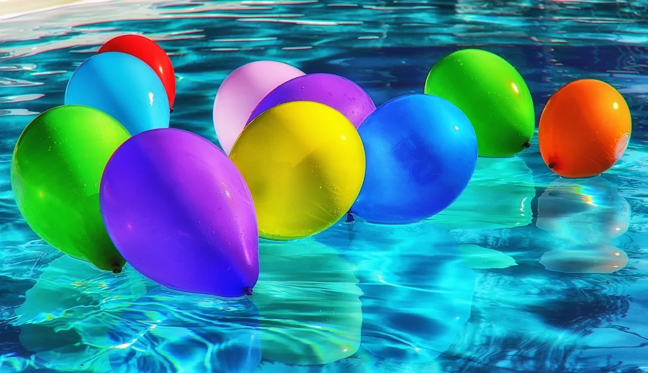 Balónky ve vodě